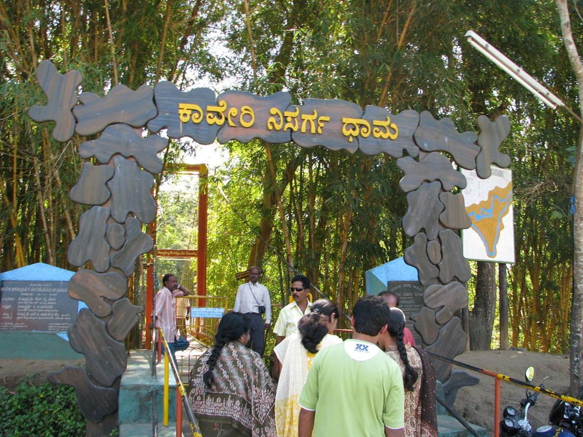 Appartamento Sri Lakshmi Estates Siddāpur Esterno foto