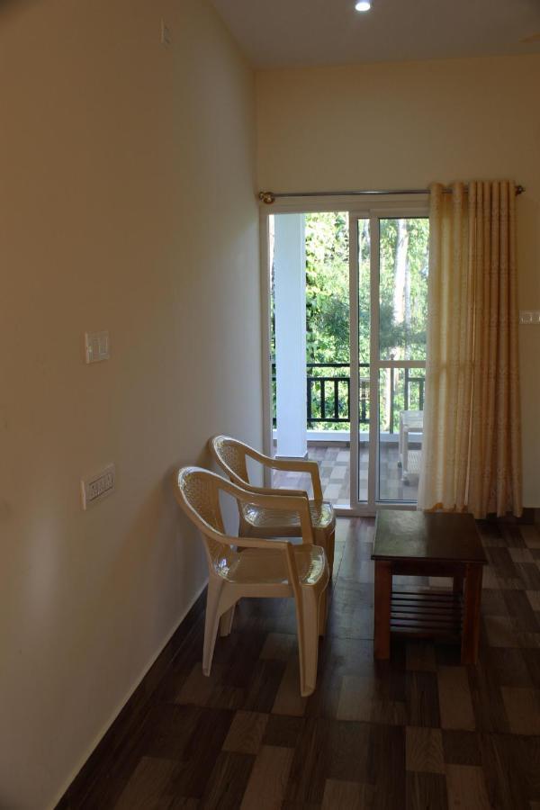 Appartamento Sri Lakshmi Estates Siddāpur Esterno foto
