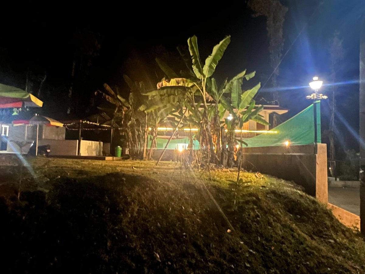 Appartamento Sri Lakshmi Estates Siddāpur Esterno foto