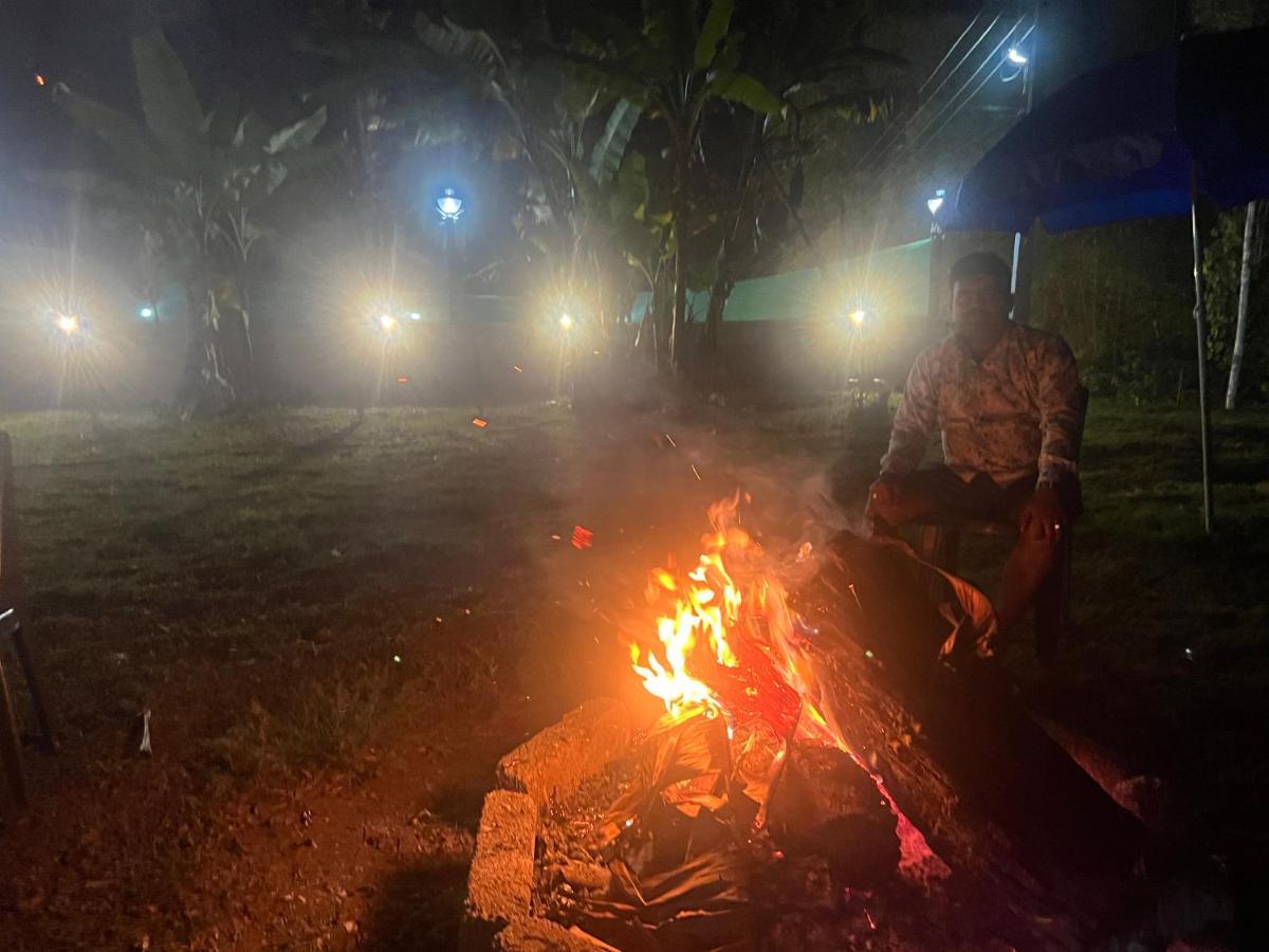 Appartamento Sri Lakshmi Estates Siddāpur Esterno foto